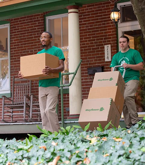 Mayflower Crew Loading Boxes